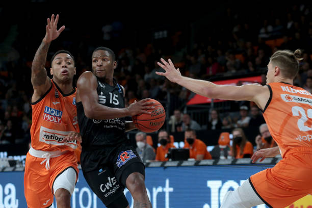 义不容低估 义不容低估